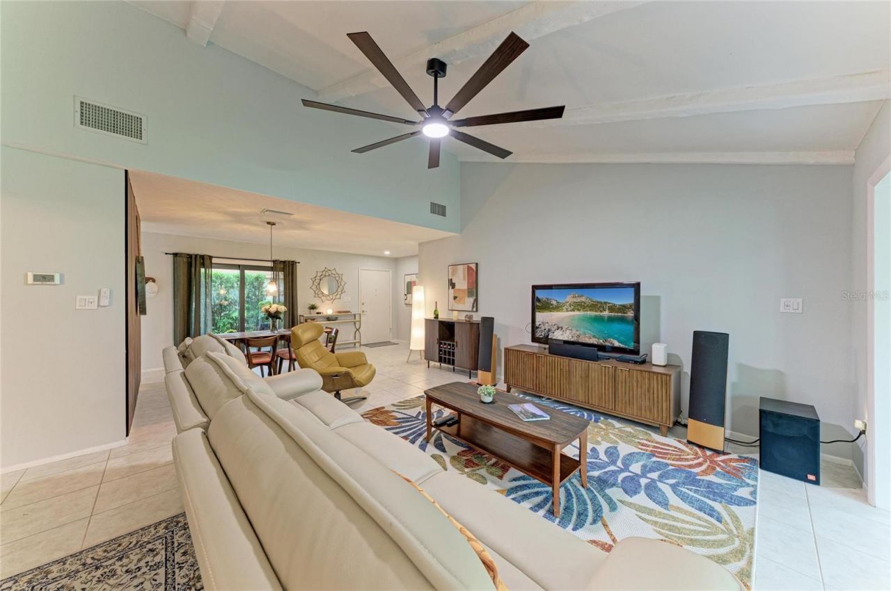 6600 Draw Lane, Unit 116, Sarasota, FL 34238 Photo