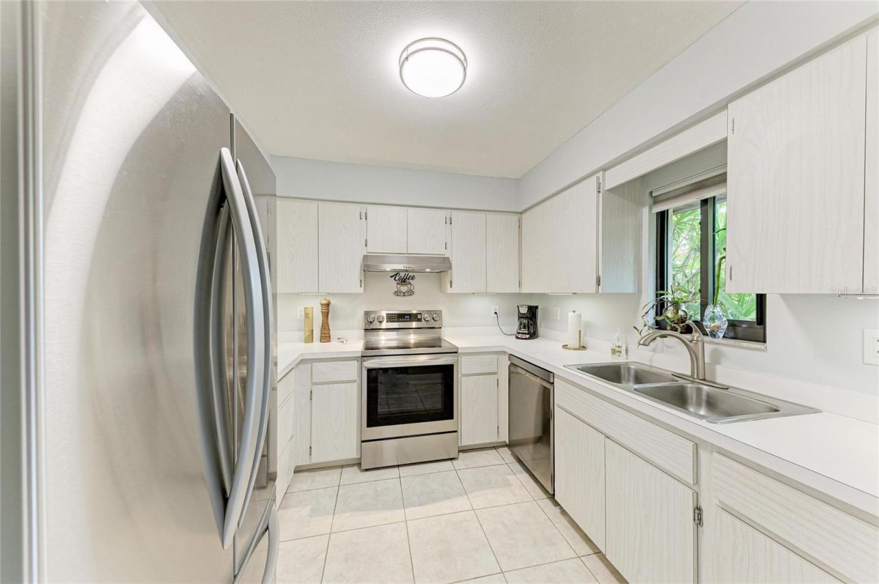 6600 Draw Lane, Unit 116, Sarasota, FL 34238 Photo
