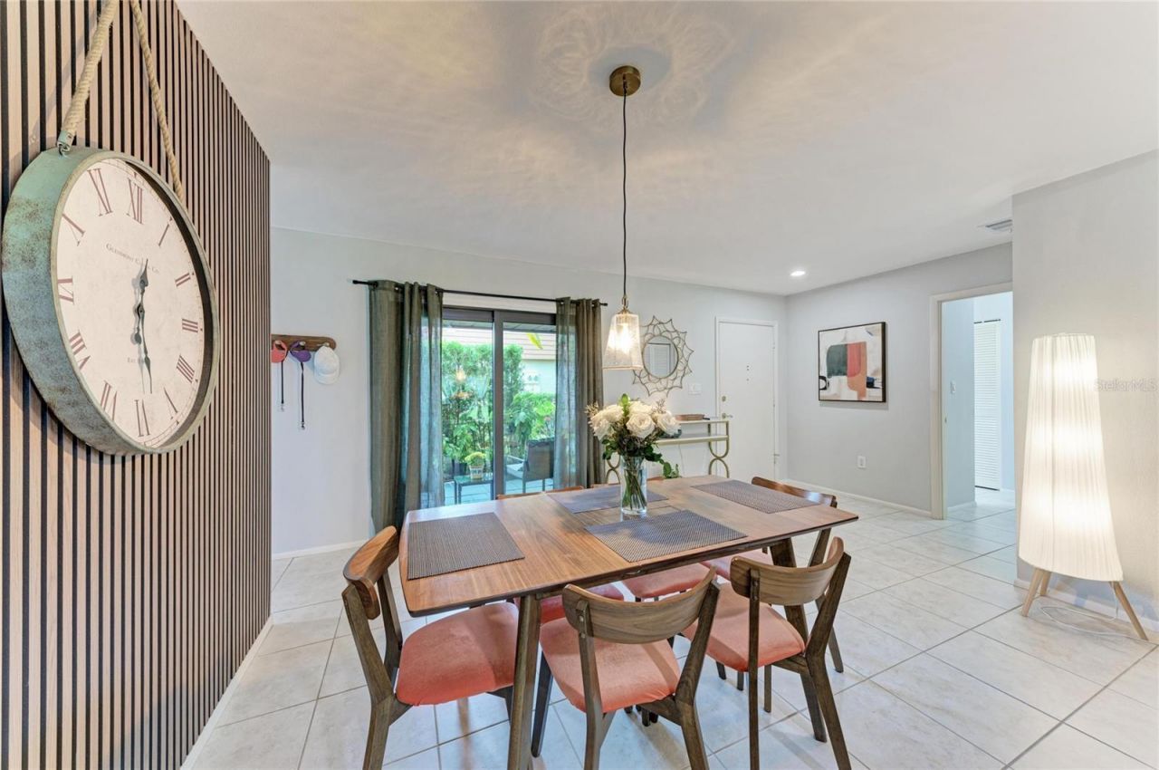 6600 Draw Lane, Unit 116, Sarasota, FL 34238 Photo