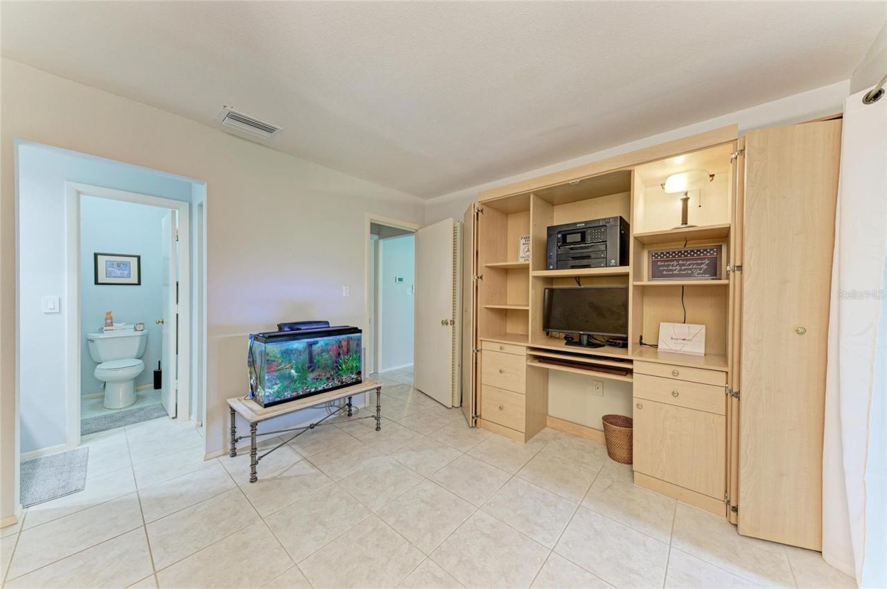 6600 Draw Lane, Unit 116, Sarasota, FL 34238 Photo