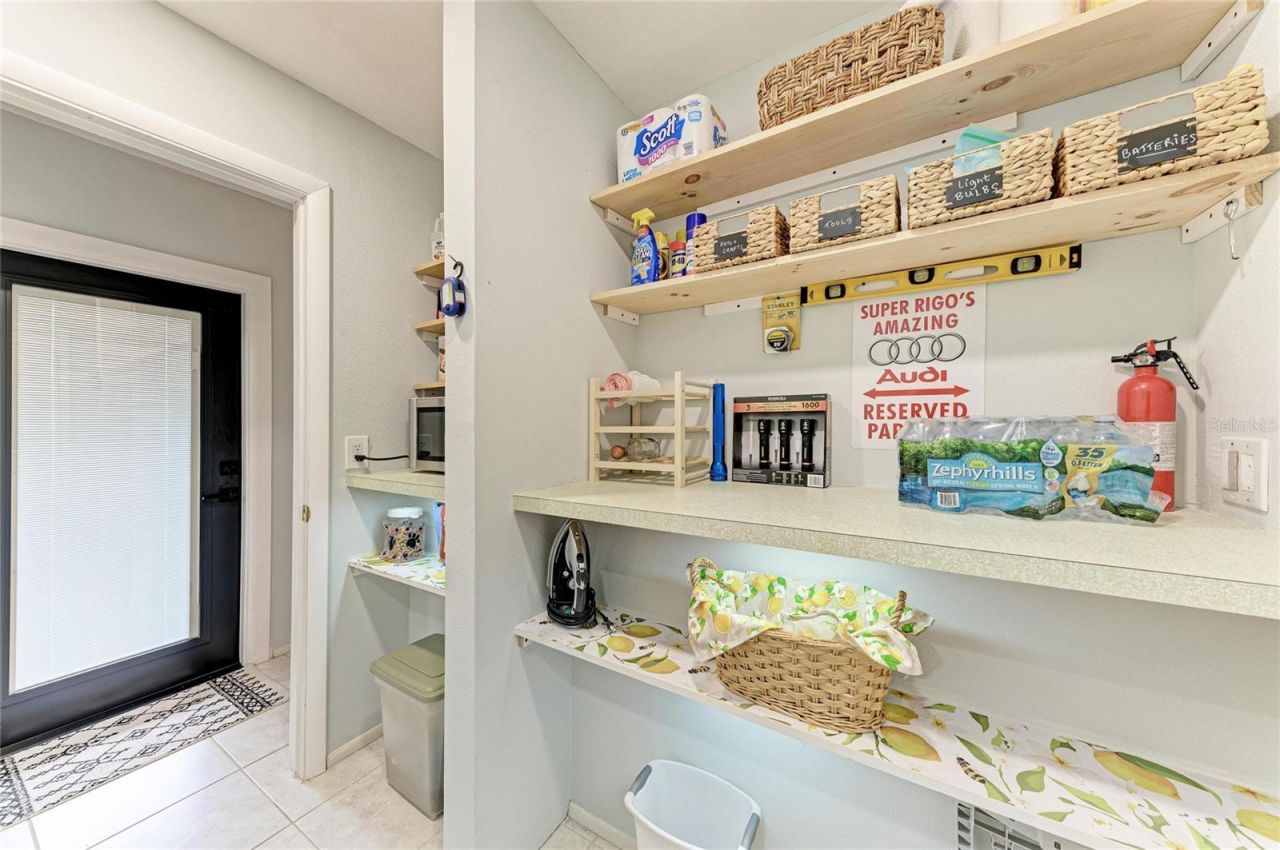 6600 Draw Lane, Unit 116, Sarasota, FL 34238 Photo