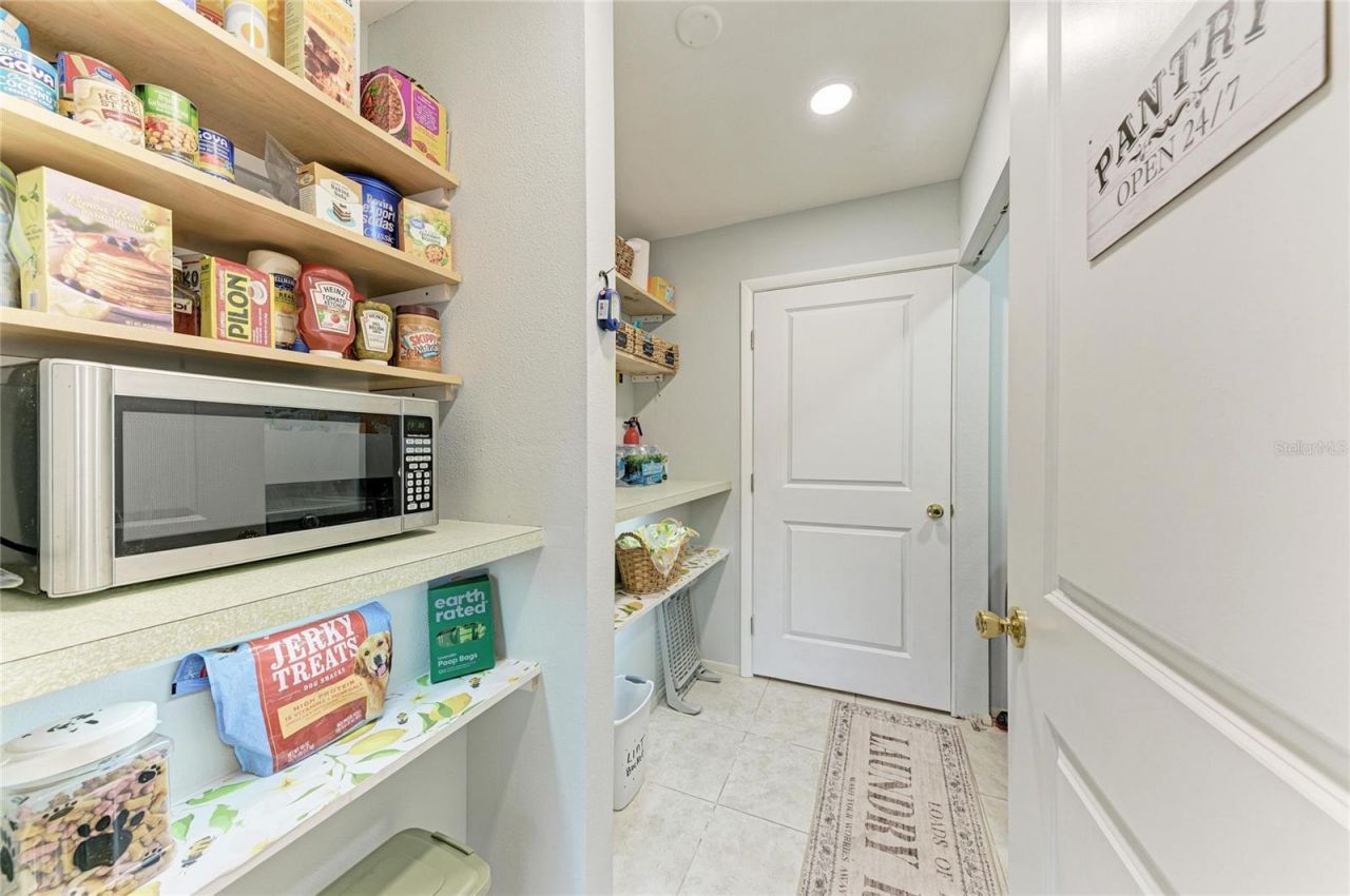 6600 Draw Lane, Unit 116, Sarasota, FL 34238 Photo