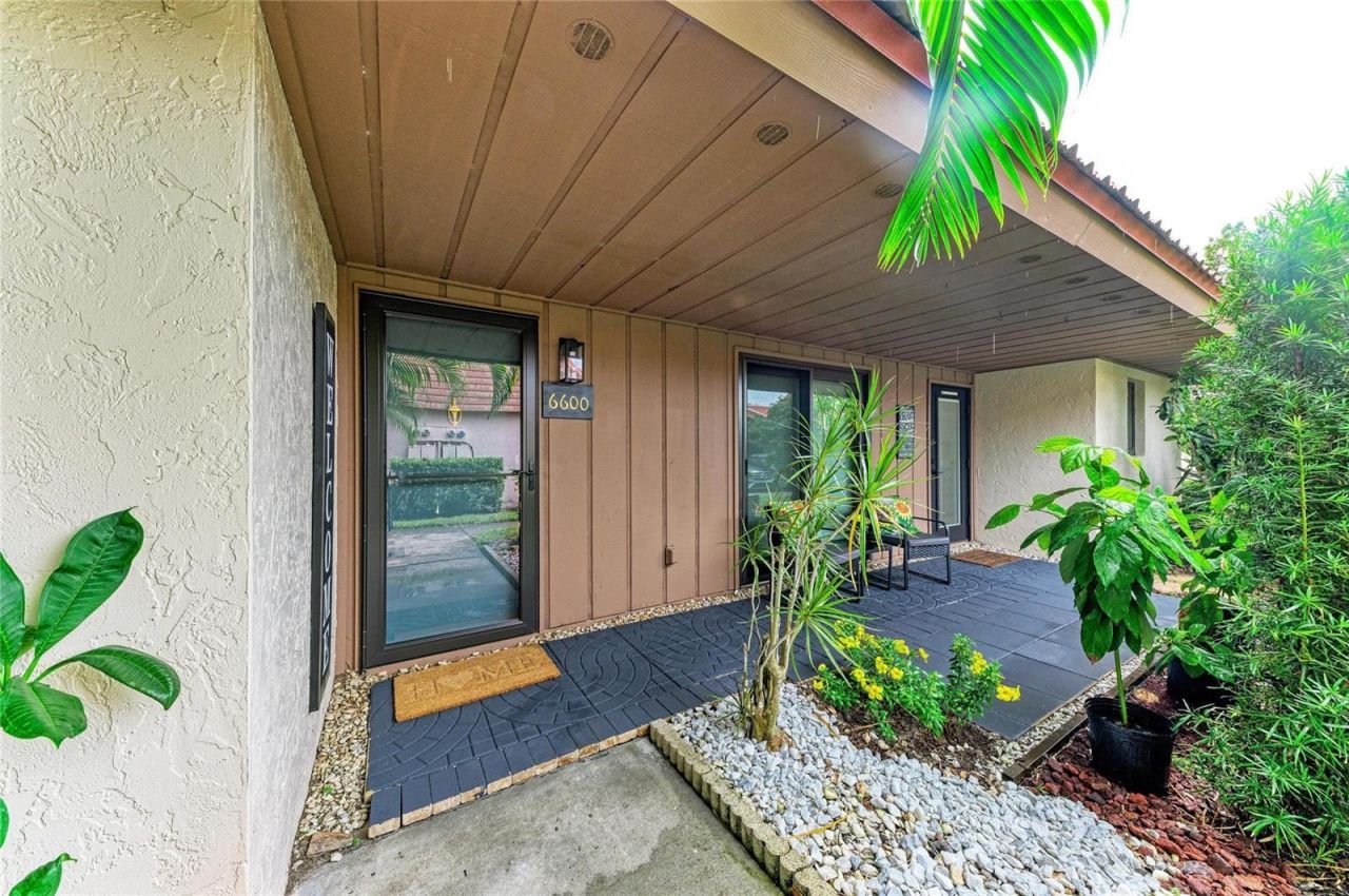 6600 Draw Lane, Unit 116, Sarasota, FL 34238 Photo