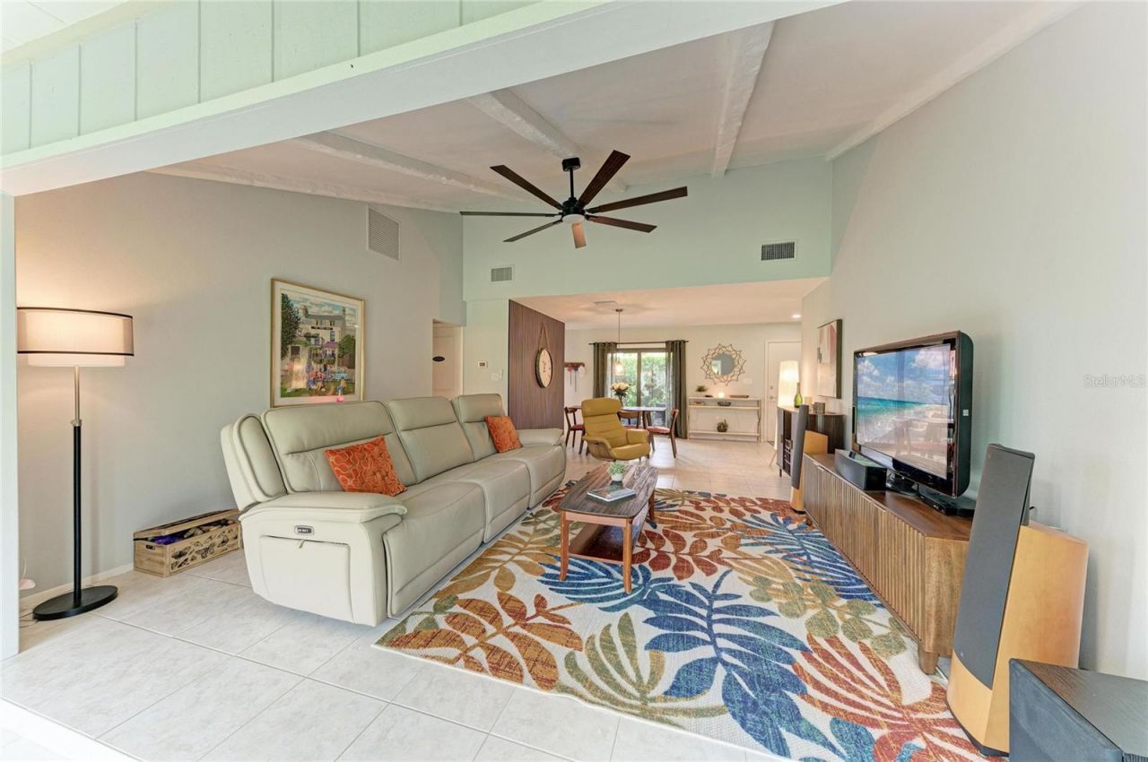 6600 Draw Lane, Unit 116, Sarasota, FL 34238 Photo