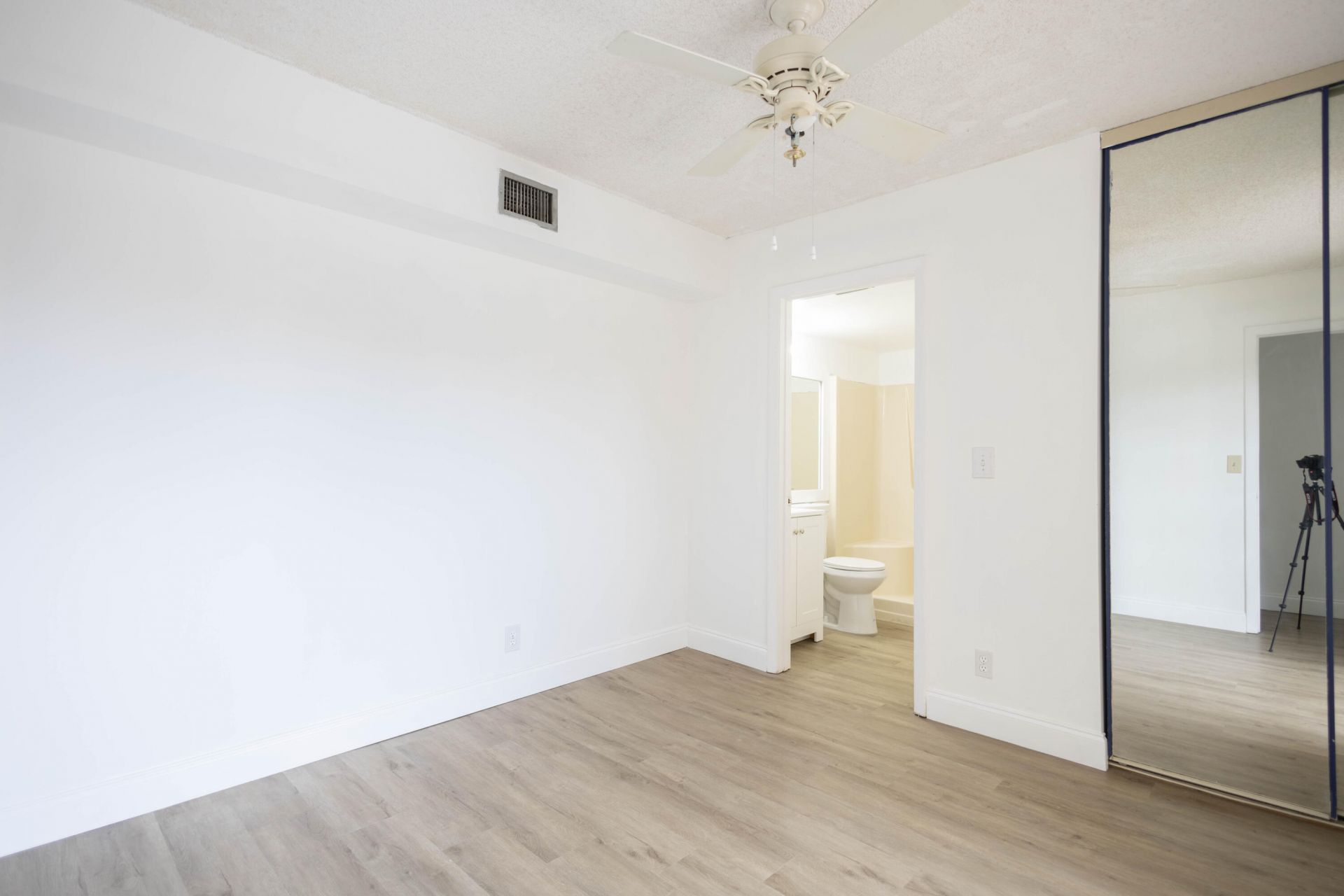 73 Springdale Circle, Palm Springs, FL 33461 Photo