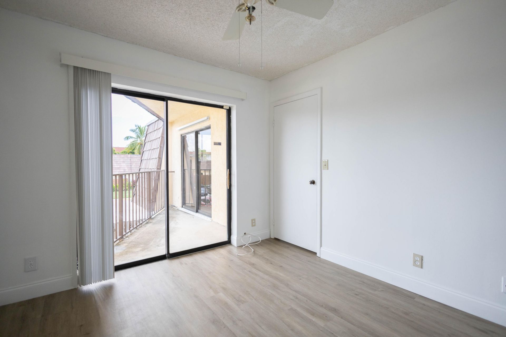 73 Springdale Circle, Palm Springs, FL 33461 Photo