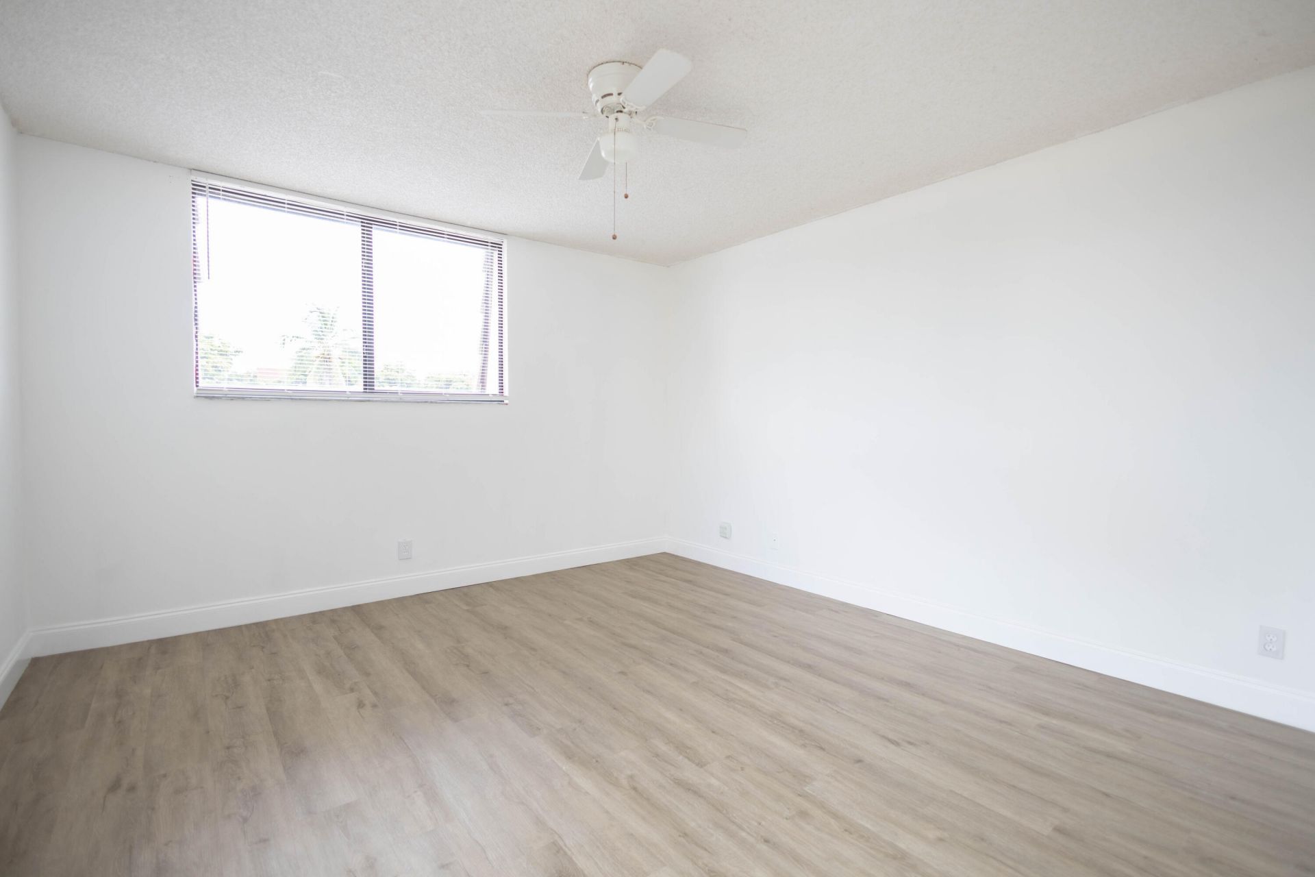 73 Springdale Circle, Palm Springs, FL 33461 Photo