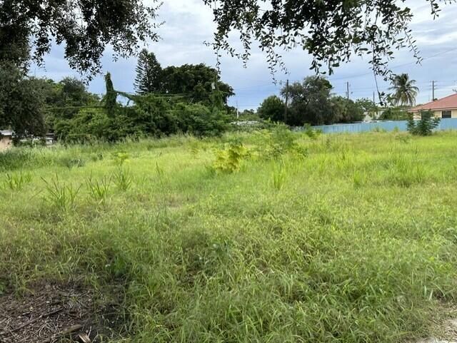 1119 45th Street, Mangonia Park, FL 33407 Photo