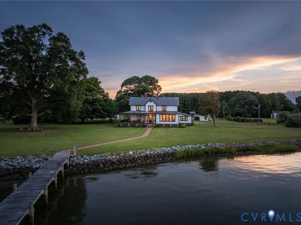 7298 Ditchley Place , Gloucester, VA 23061