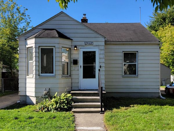 19162 WASHTENAW Street , Harper Woods, Mi 48225