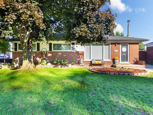 8771 Birkhill Drive , Sterling Heights, Mi 48314