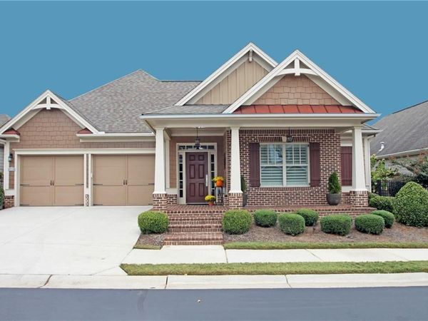 117 Heron Crossing, Woodstock, GA 30188