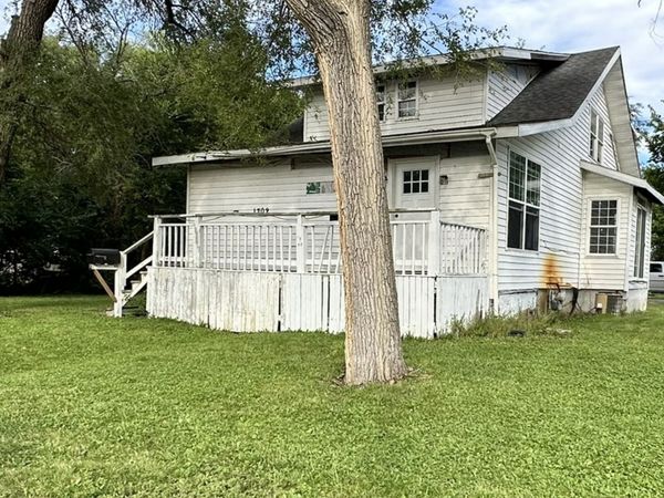 1702 Guion Street , Ottawa, IL 61350