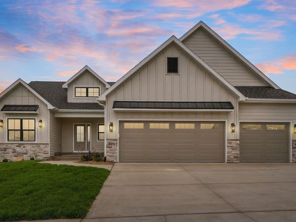 4610 Sonoma Drive, Cedar Falls, IA 50613