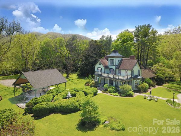 204 Lawson Street , Hot Springs, NC 28743
