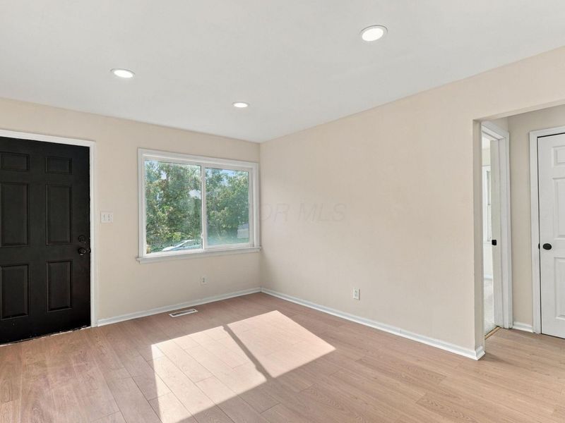 1452 Manchester Avenue, Columbus, OH 43211 Photo 10