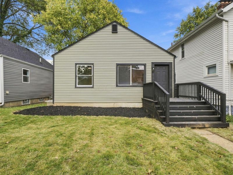 1452 Manchester Avenue, Columbus, OH 43211 Photo 2