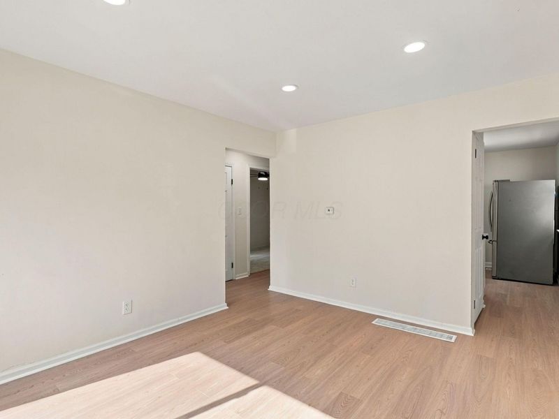 1452 Manchester Avenue, Columbus, OH 43211 Photo 8