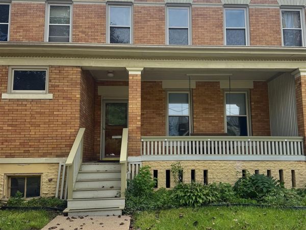 300 S A Street, Unit 4, Monmouth, IL 61462