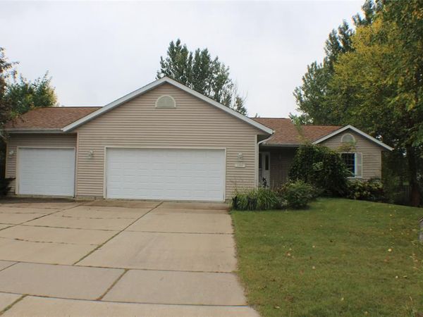 2509 Melmar Court, Eau Claire, WI 54703