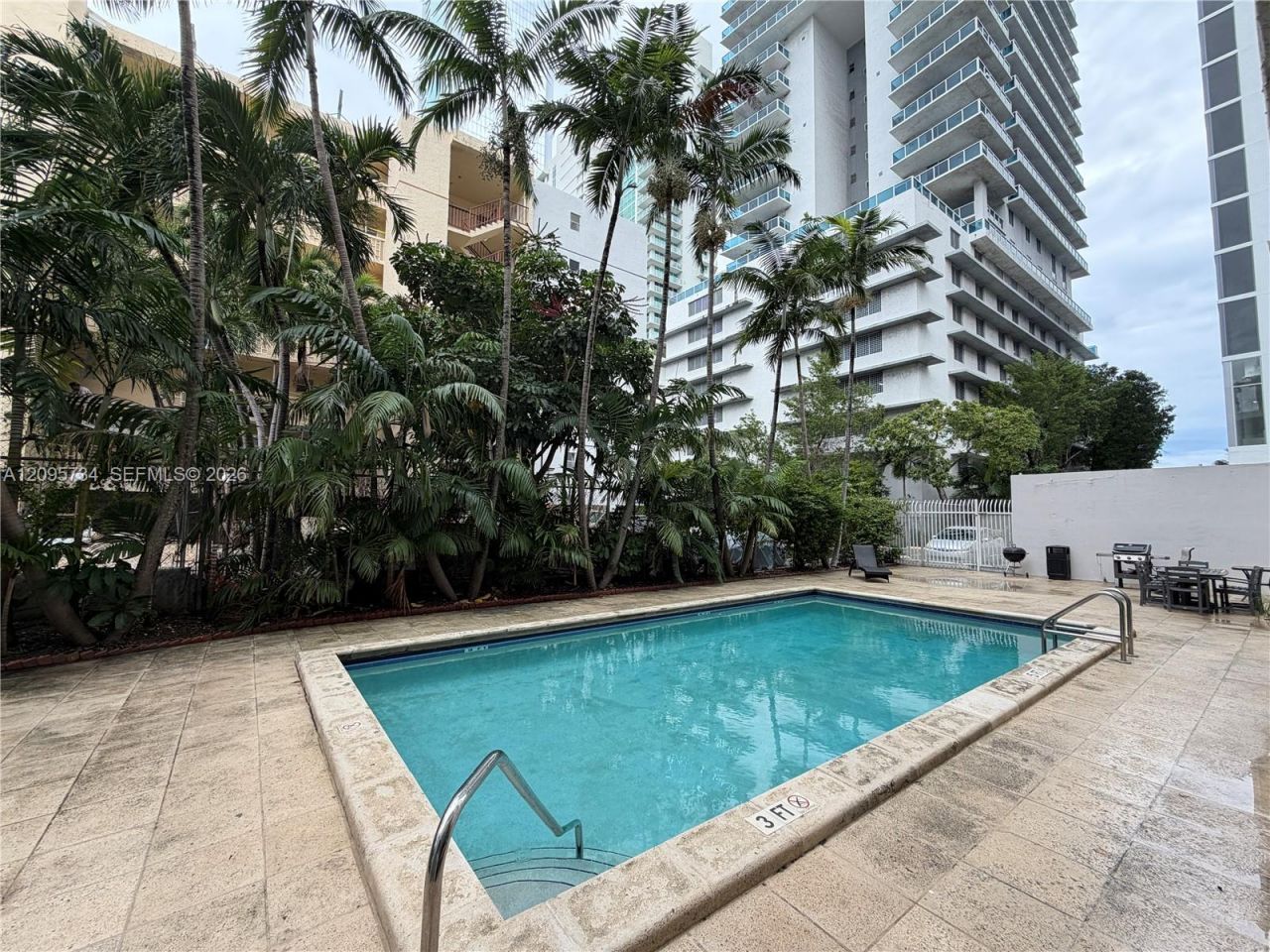 677 NE 24th St , Unit 406, Miami, FL 33137 Photo