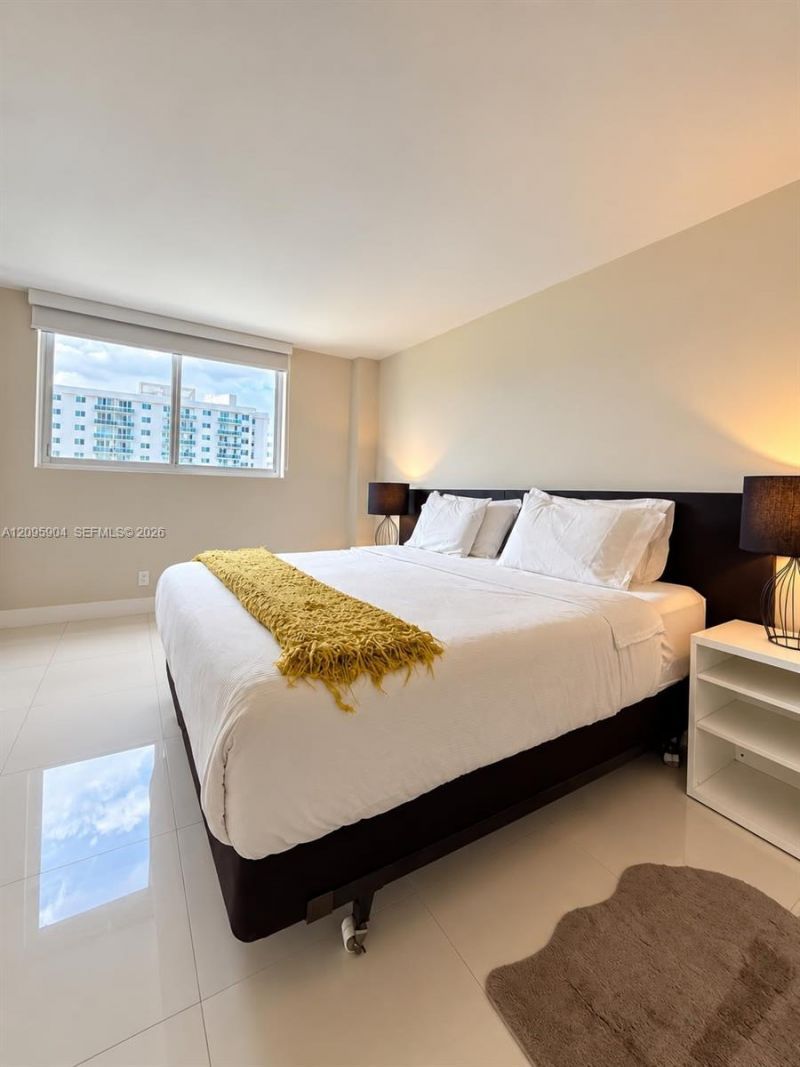 19370 Collins Ave , Unit 1112, Sunny Isles Beach, FL 33160 Photo