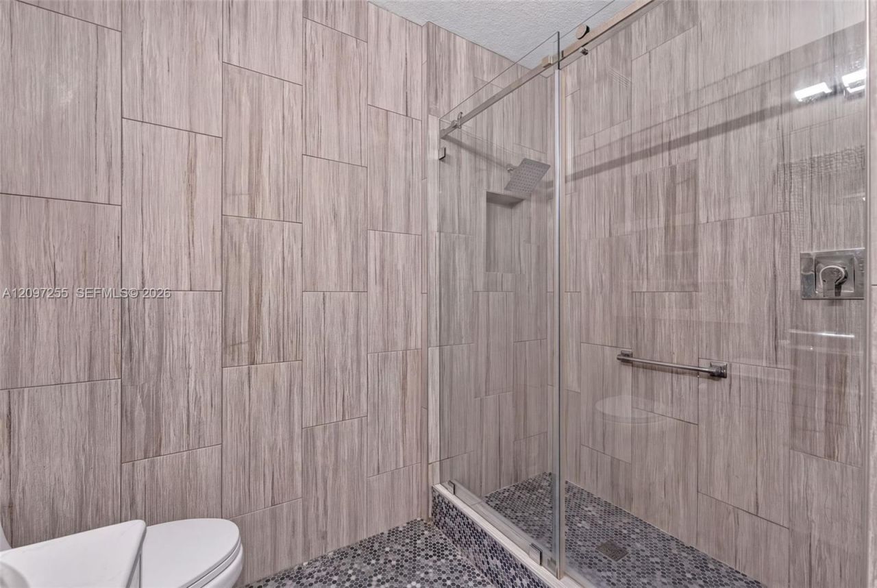 7932 E Exeter Blvd E , Unit 202, Tamarac, FL 33321 Photo