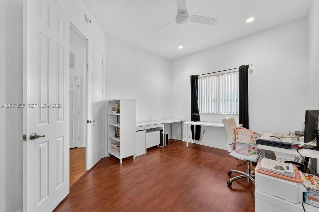7932 E Exeter Blvd E , Unit 202, Tamarac, FL 33321 Photo