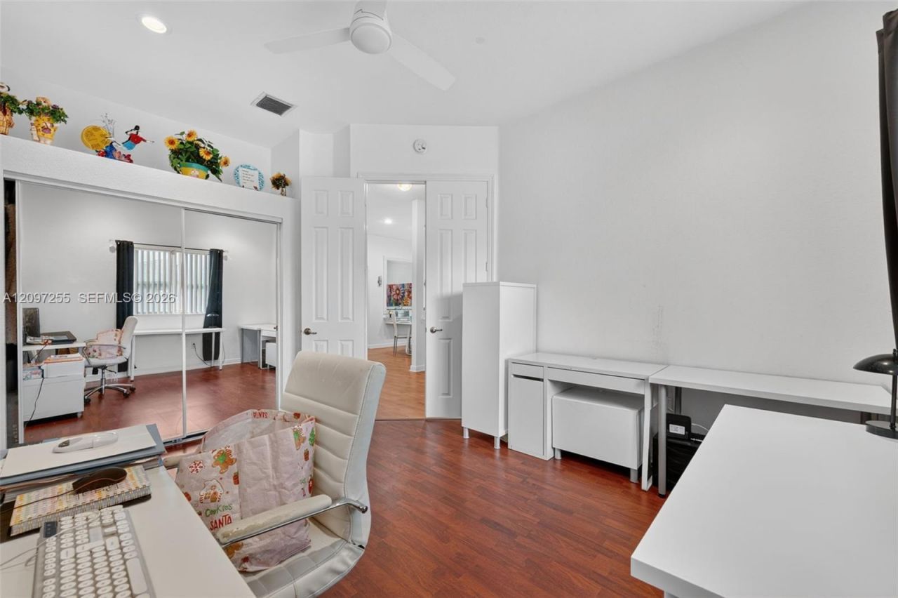 7932 E Exeter Blvd E , Unit 202, Tamarac, FL 33321 Photo