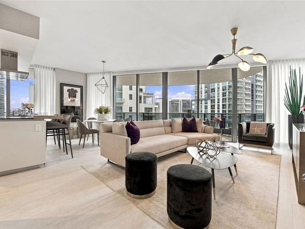 1000 Brickell Plz , Unit 3401, Miami, FL 33131