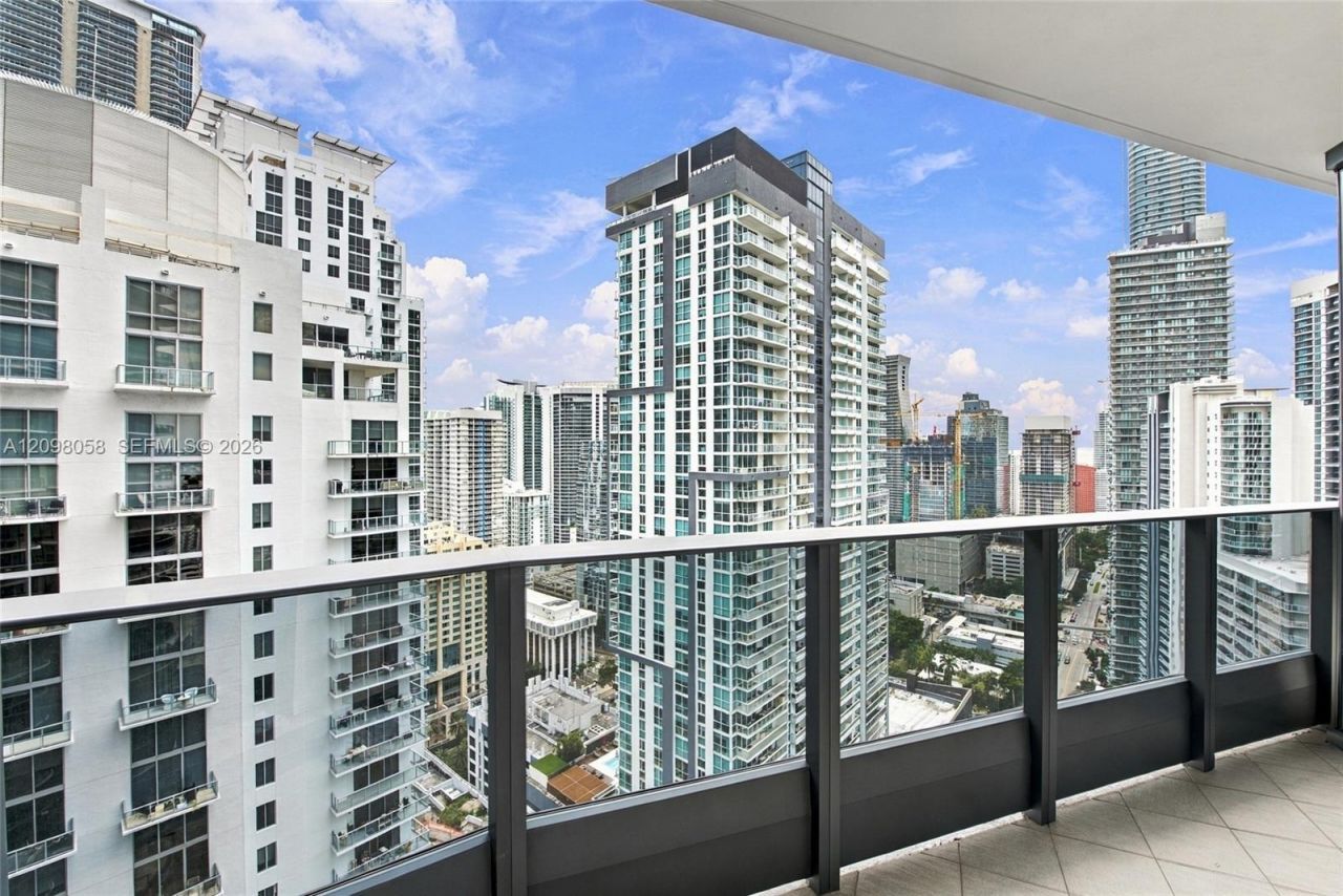 1000 Brickell Plz , Unit 3401, Miami, FL 33131 Photo
