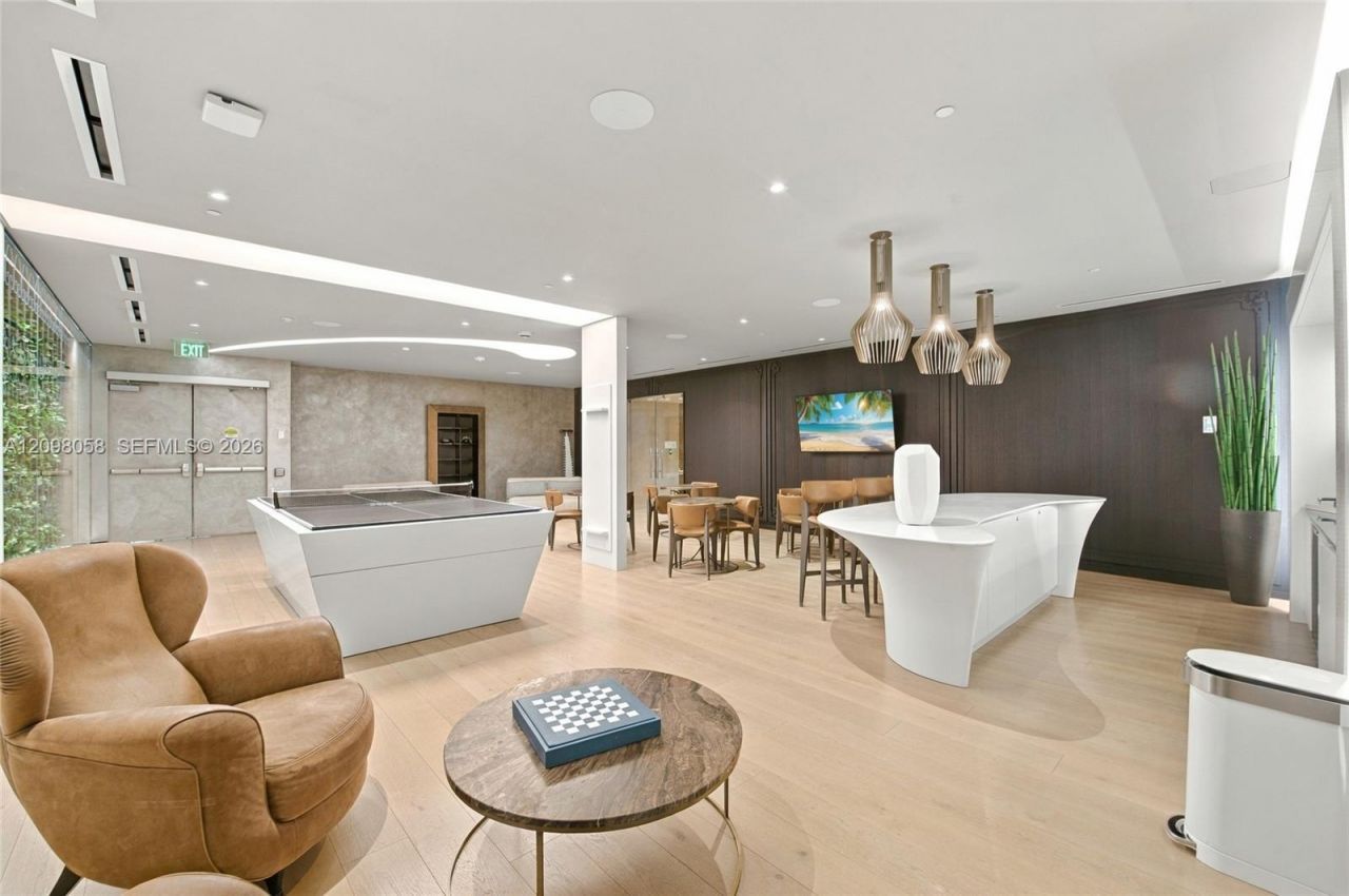 1000 Brickell Plz , Unit 3401, Miami, FL 33131 Photo