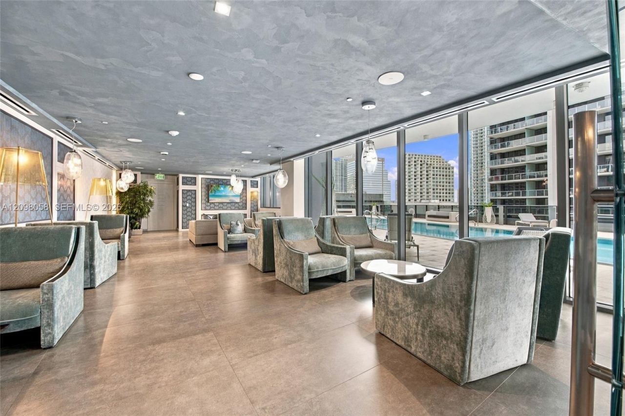 1000 Brickell Plz , Unit 3401, Miami, FL 33131 Photo