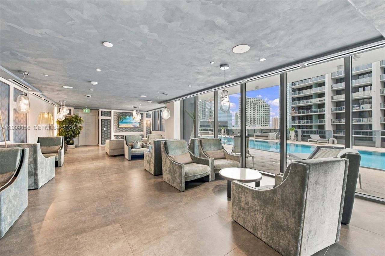 1000 Brickell Plz , Unit 3401, Miami, FL 33131 Photo