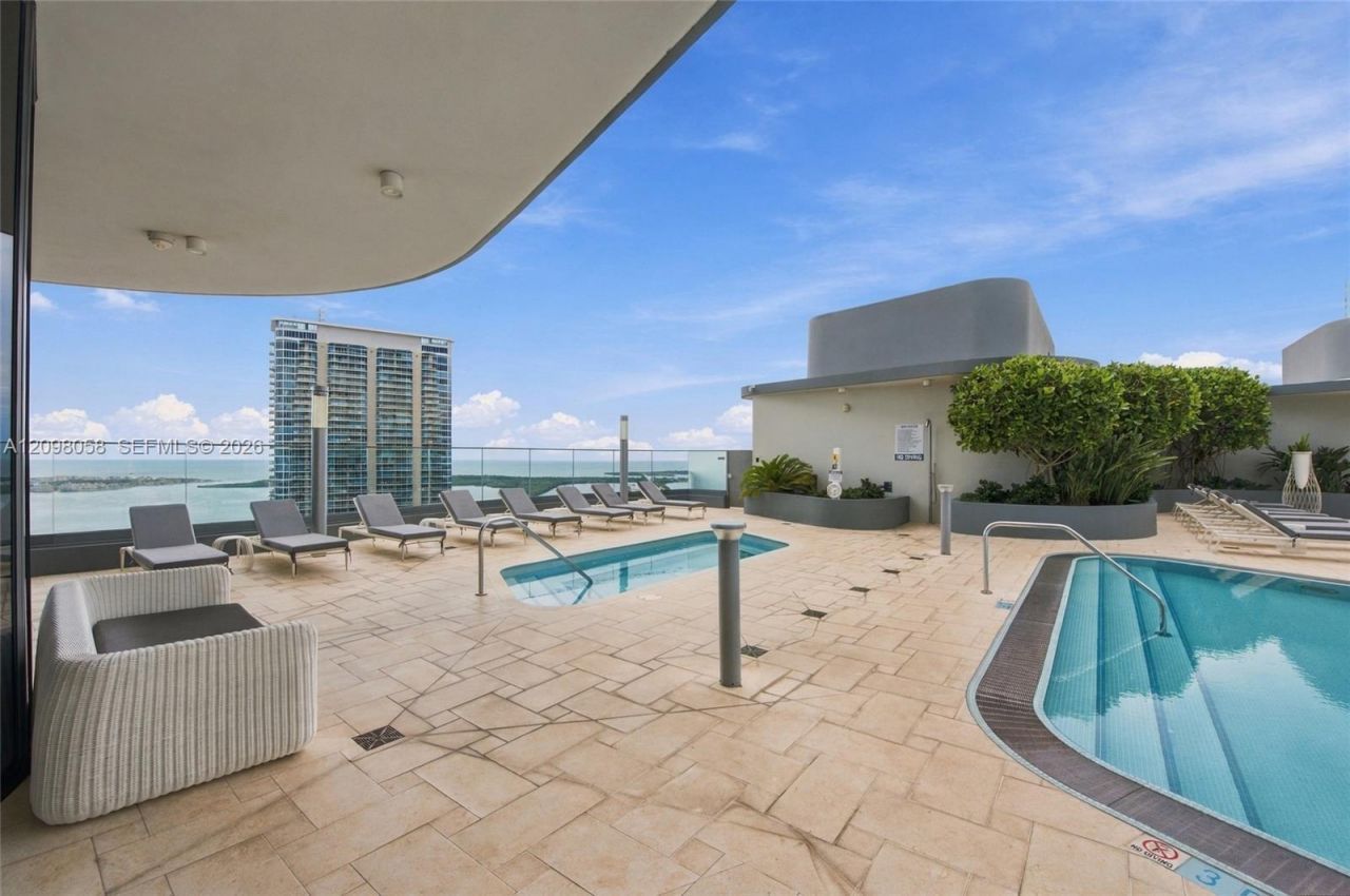1000 Brickell Plz , Unit 3401, Miami, FL 33131 Photo