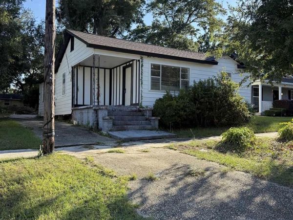 1111 W Lloyd St, Pensacola, FL 32501