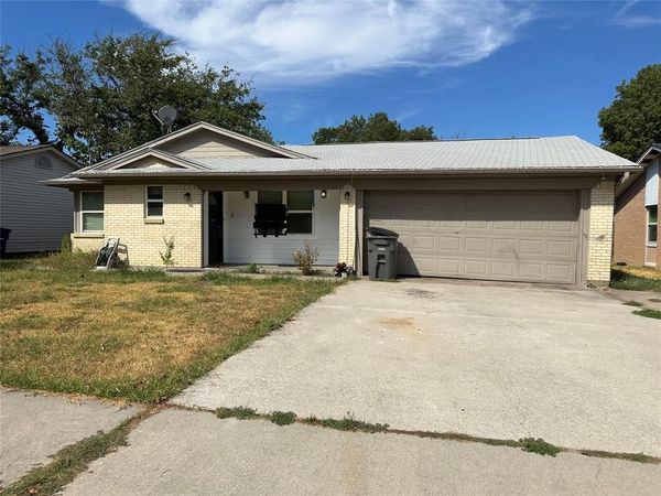 808 Memorial Drive, Wylie, TX 75098