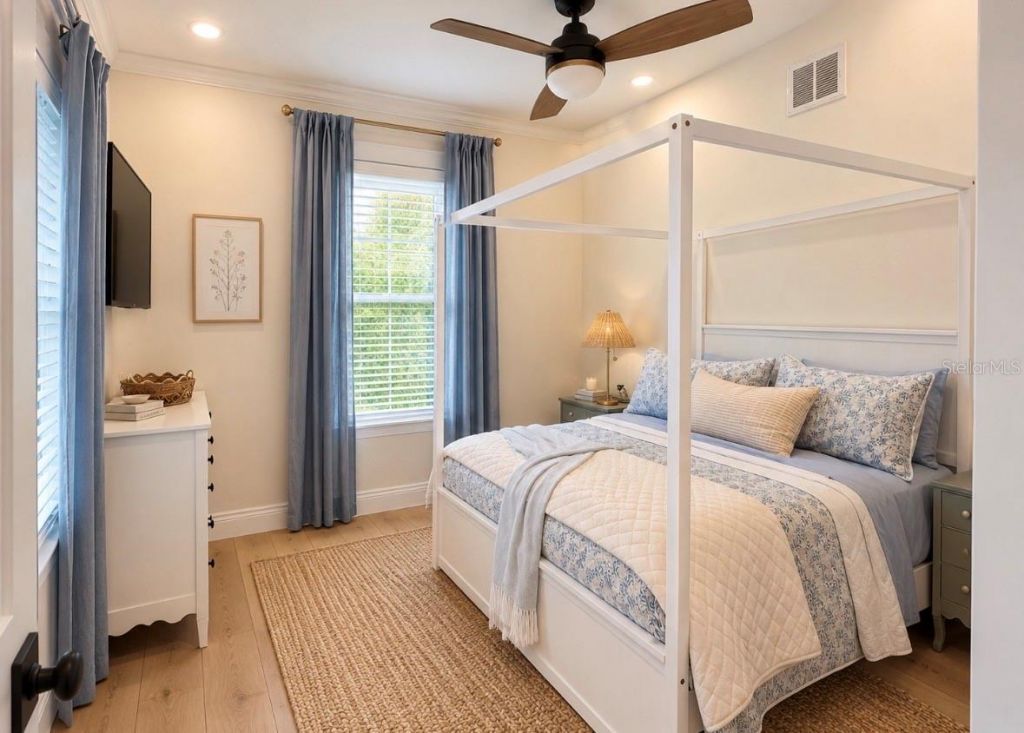 1078 Putnam Drive, Sarasota, FL 34234 Photo
