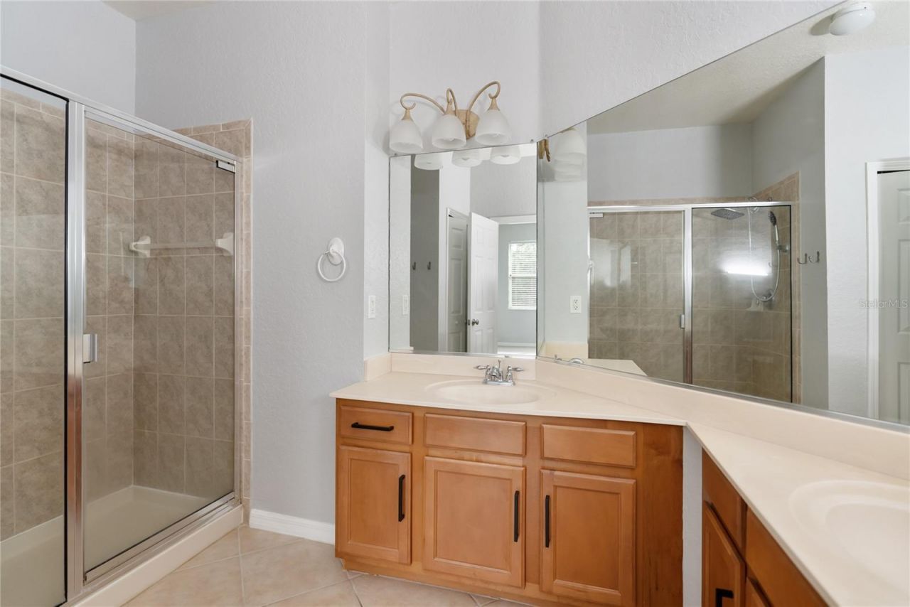 3769 Parkridge Circle, Unit 4-103, Sarasota, FL 34243 Photo