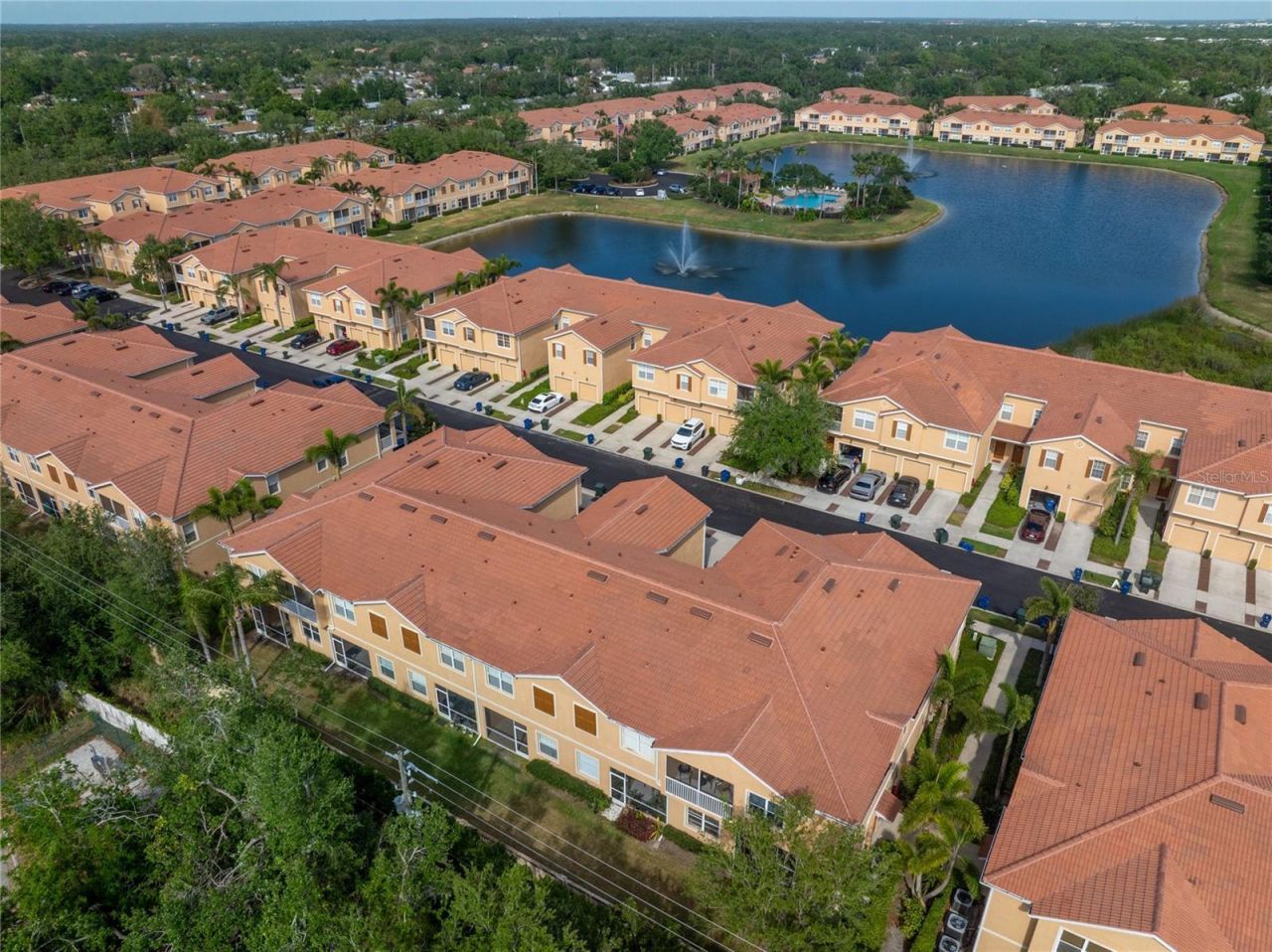 3769 Parkridge Circle, Unit 4-103, Sarasota, FL 34243 Photo