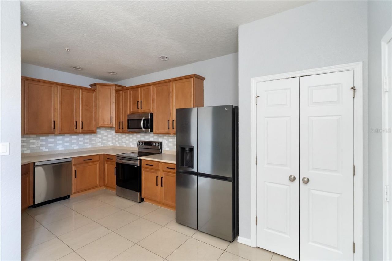 3769 Parkridge Circle, Unit 4-103, Sarasota, FL 34243 Photo