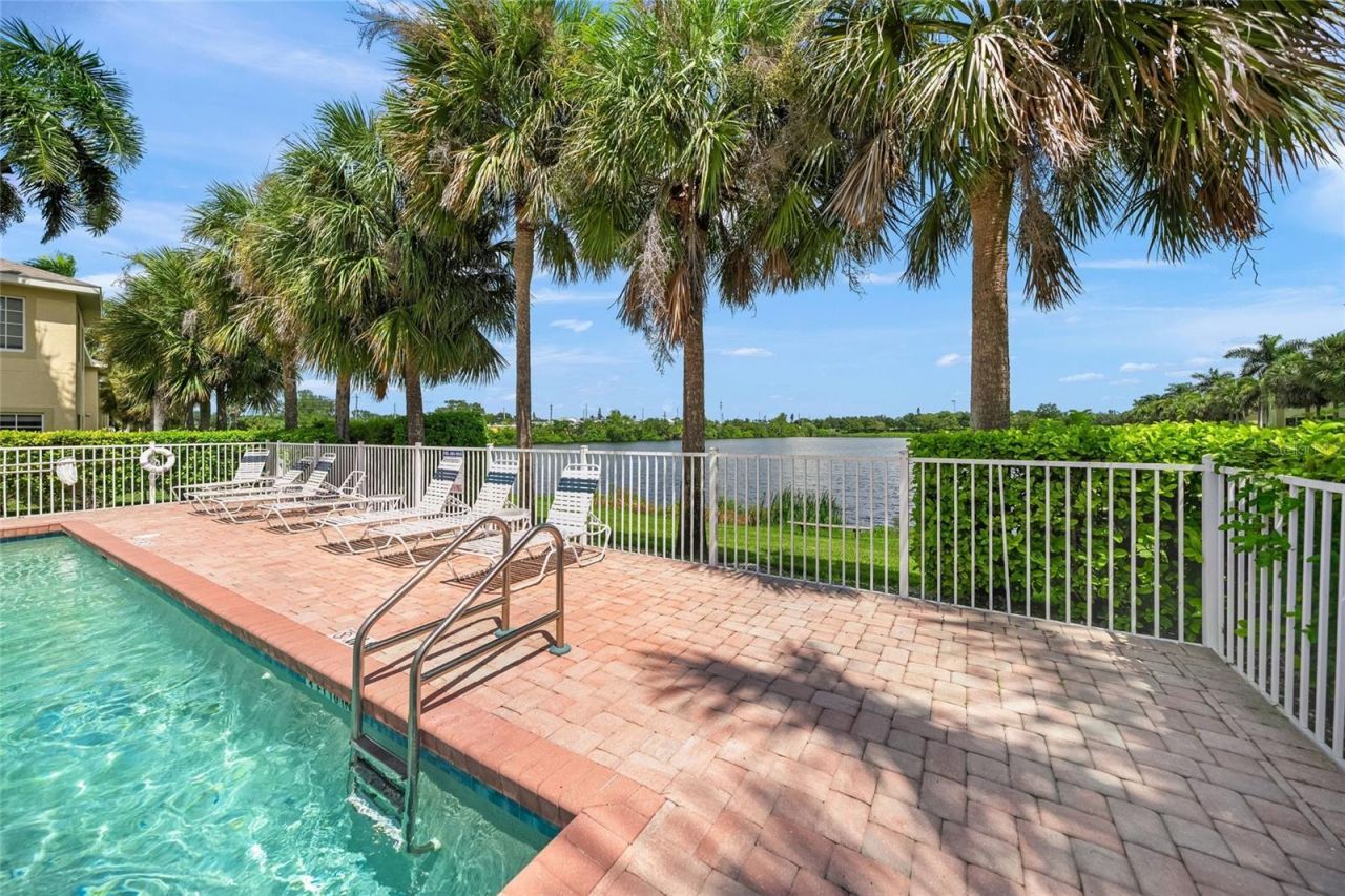 3511 45th Terrace W, Unit 102, Bradenton, FL 34210 Photo