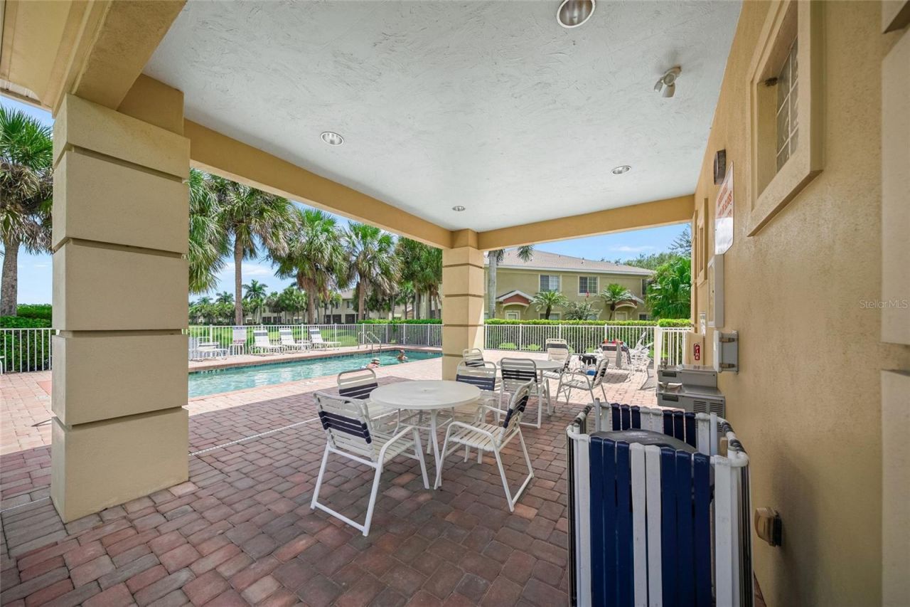 3511 45th Terrace W, Unit 102, Bradenton, FL 34210 Photo