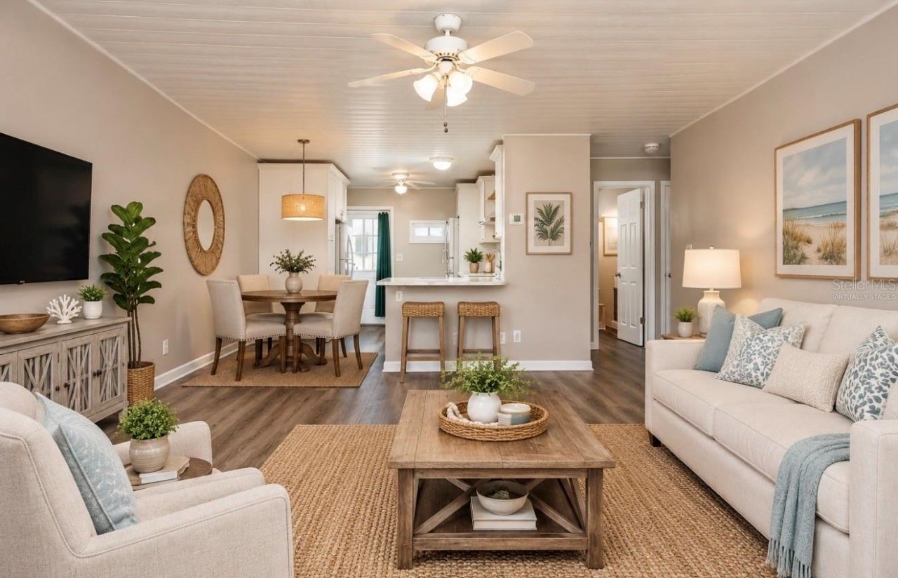 5396 4th Street N, Unit 101, Saint Petersburg, FL 33703 Photo