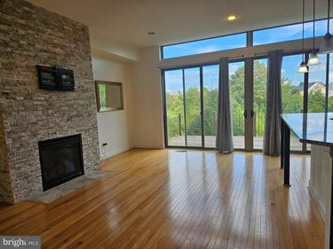 23380 EVENING PRIMROSE SQUARE, ASHBURN, VA 20148