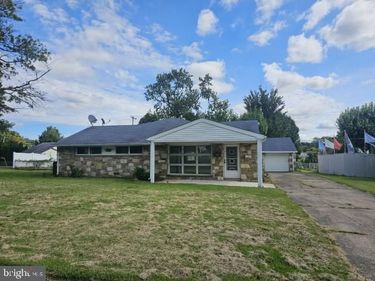 1353 THOMSON ROAD, ABINGTON, PA 19001