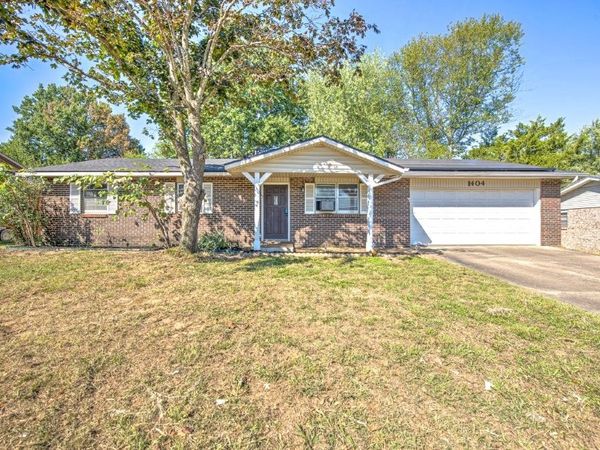 1404 E Joye Street , Springdale, AR 72762