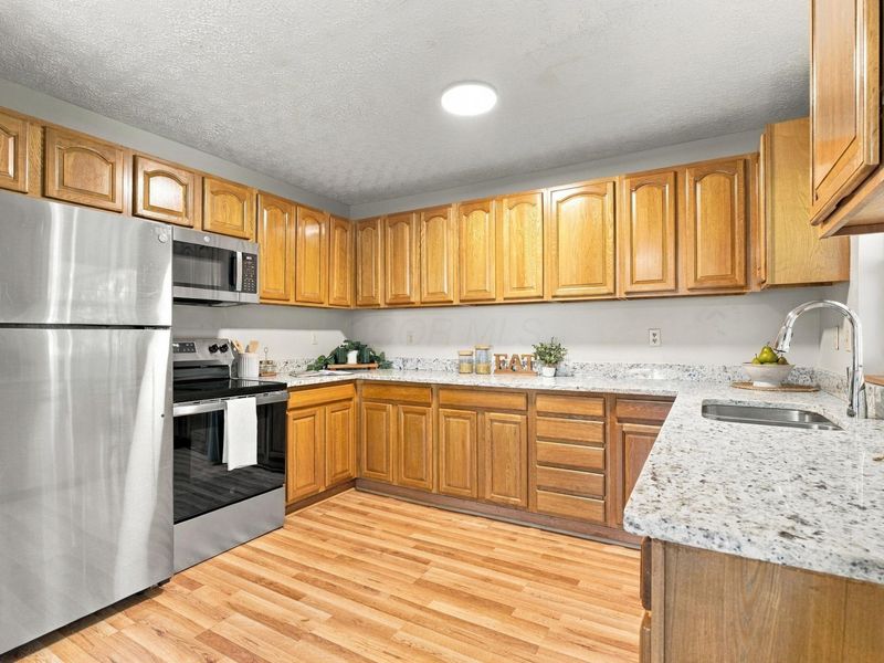 2533 Brooklyn Road, Columbus, OH 43231 Photo 11