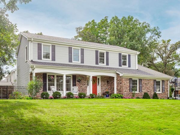 129 Branchwood Drive , Schaumburg, IL 60193