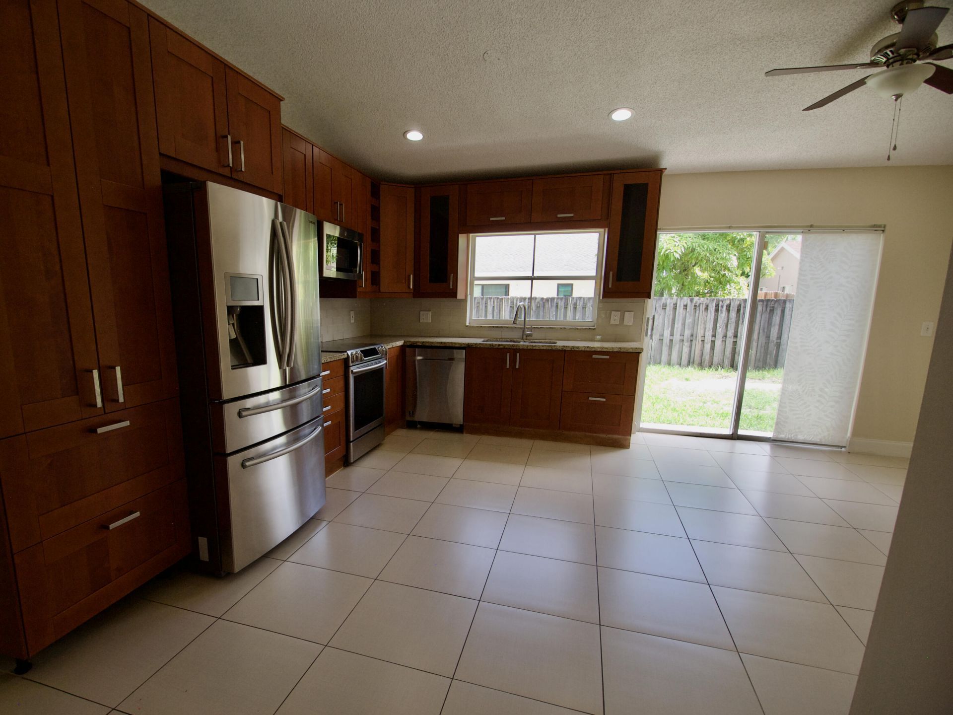 9471 NW 52nd Street, Sunrise, FL 33351 Photo